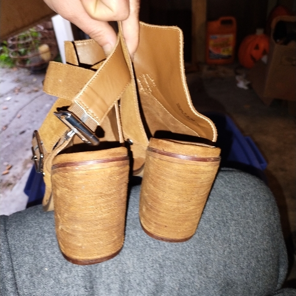 BRAND NEW* Chinese laundry suede boots with open back and heel - Picture 3 of 5